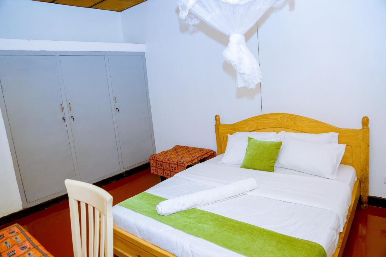 Inzozi Africa House B&B-Kimihurura キガリ エクステリア 写真