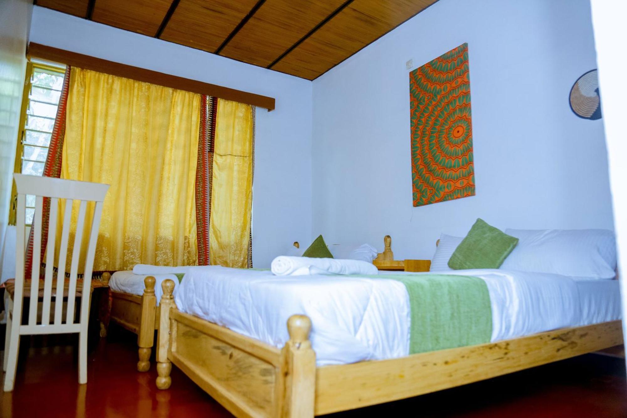 Inzozi Africa House B&B-Kimihurura キガリ エクステリア 写真